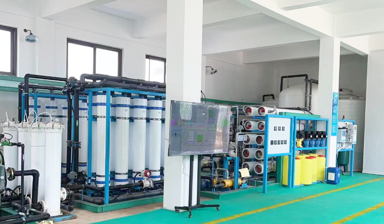 Small pipe island 300m 3/d Seawater desalination project